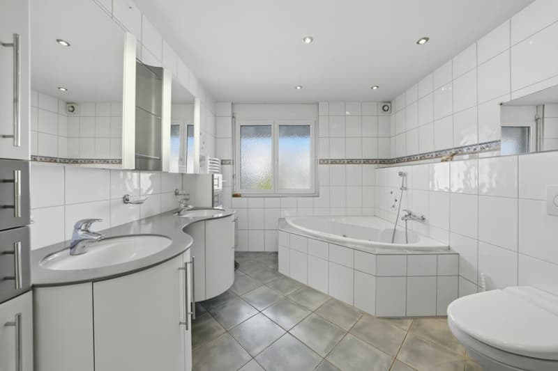 Living with comfort and space - detached family house in Wittenbach (19)
