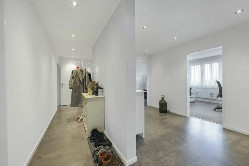 Exclusive living comfort: 5.5-room apartment with approximately 150 m² of living space (13)