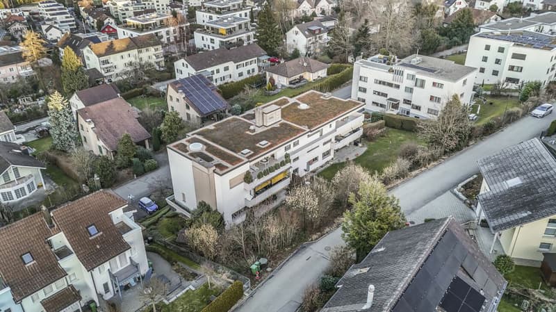Exclusive living comfort: 5.5-room apartment with approximately 150 m² of living space (22)