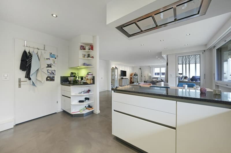 Exclusive living comfort: 5.5-room apartment with approximately 150 m² of living space (6)