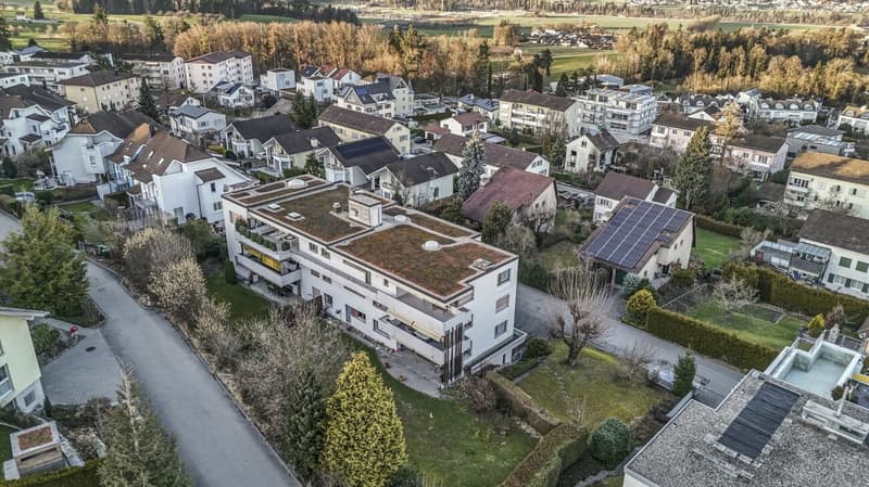 Exclusive living comfort: 5.5-room apartment with approximately 150 m² of living space (21)