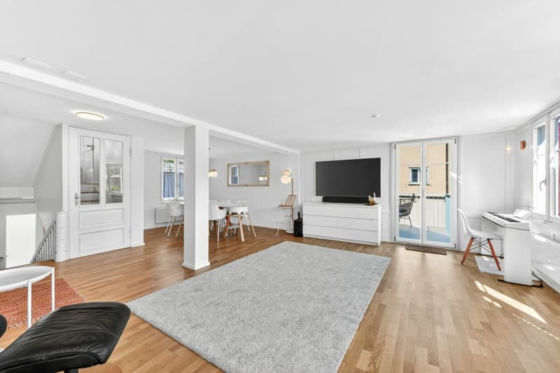 Charme storico incontra comfort moderno - casa unifamiliare con dependance (6)
