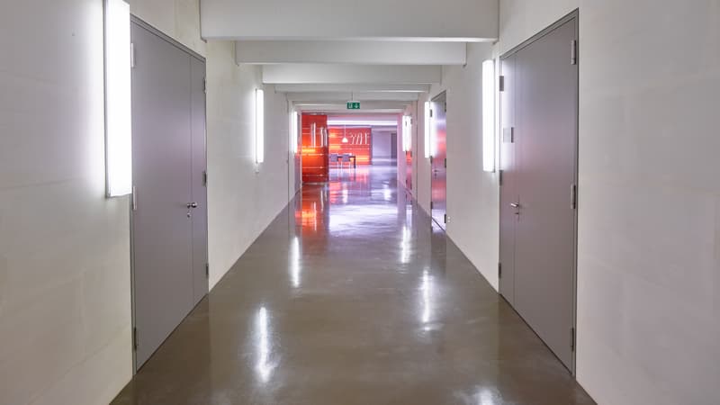 Office space on 240m2 - fully equipped and air-conditioned (7)