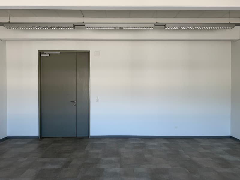 Bureau 36m2 DLZ 3 - Équipé de haute qualité (5)