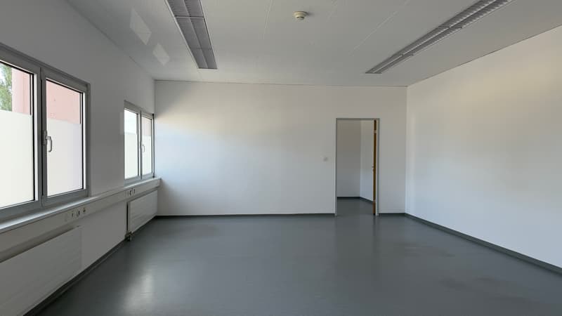 Büro 60m2 mit zwei separaten Räumen (1)