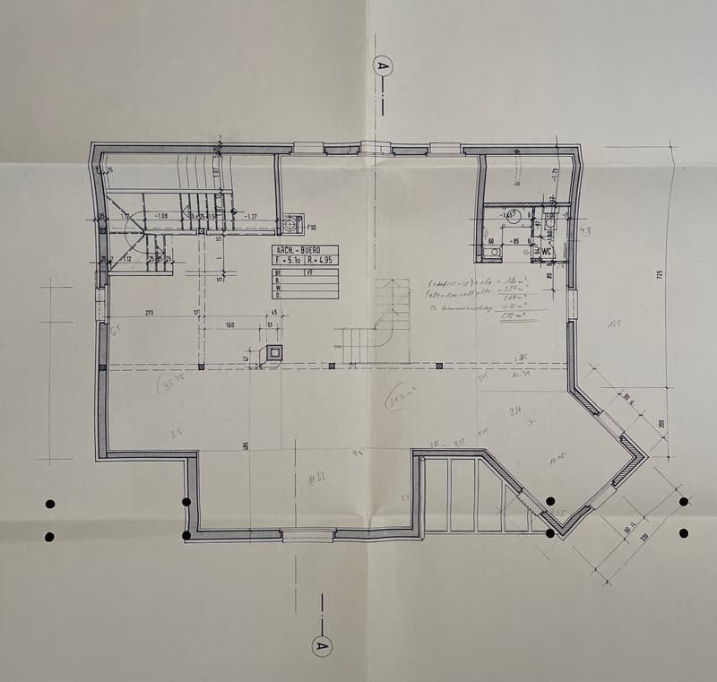Espace commercial spacieux avec parking - situé au centre d'Aadorf (9)