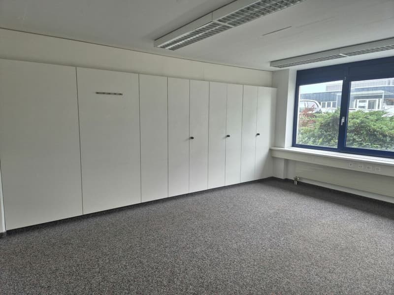 Büro EG, 38 m2
