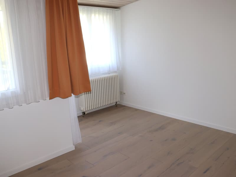Original 3.5 room attic apartment with balcony (8)