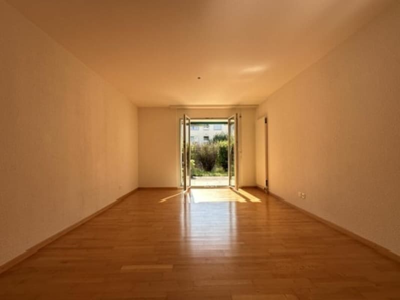 ZENTRAL MIT EINLADENDEM GARTEN (3)