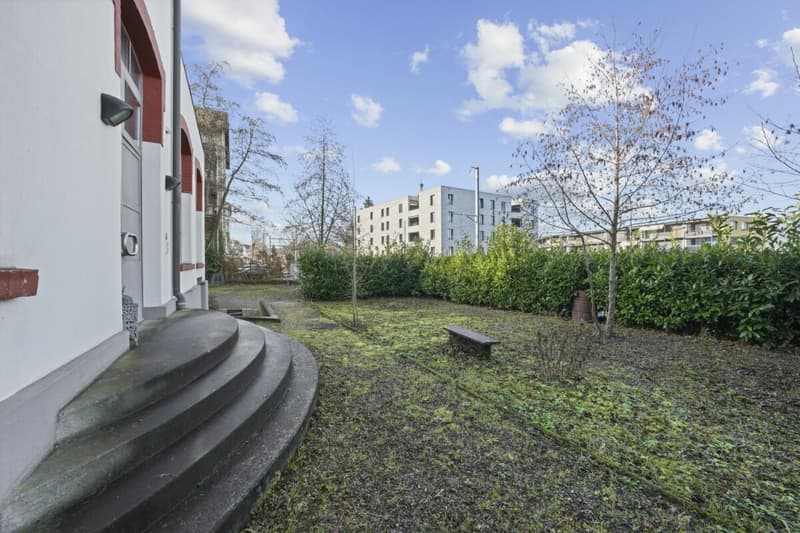 Unique, historic loft house with lake view and plenty of space to live and work (68)