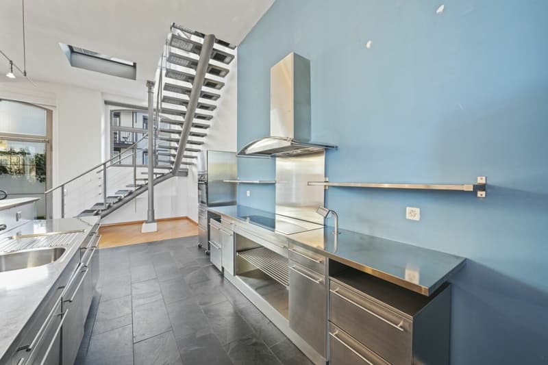 Unique, historic loft house with lake view and plenty of space to live and work (14)