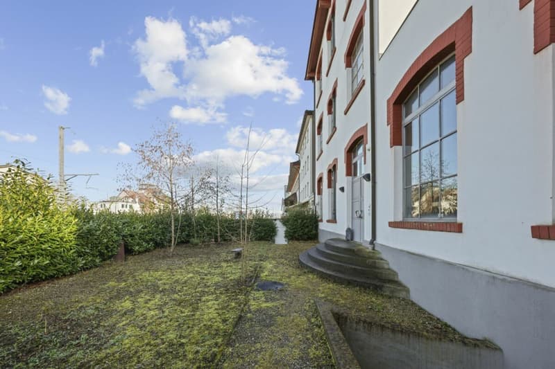 Unique, historic loft house with lake view and plenty of space to live and work (69)