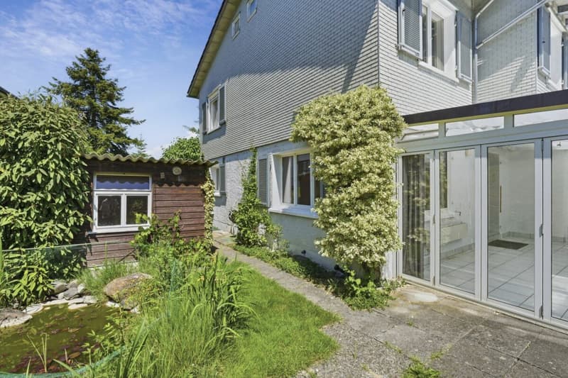 Charming semi-detached house with winter garden and garage in a dream location (36)