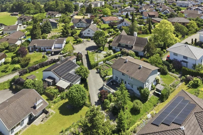 Charming semi-detached house with winter garden and garage in a dream location (42)