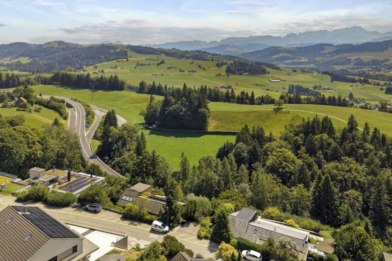 Wohnen wie im Einfamilienhaus! Riesige, gepflegte Maisonette-Wohnung mit Alpsteinpanorama und Schwimmbad (67)