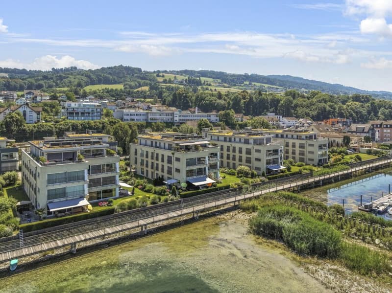 Exklusives, privilegiertes Wohnen, direkt am See an unverbaubarer Lage und mit traumhafter Aussicht (40)