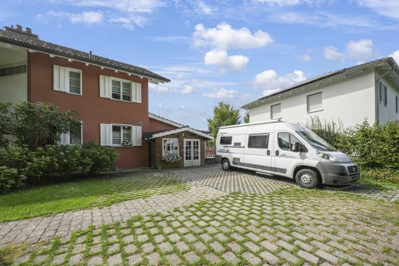 Familienfreundliches, zentral- und ruhig gelegenes Reiheneckhaus mit viel Platz und Baulandreserve (55)