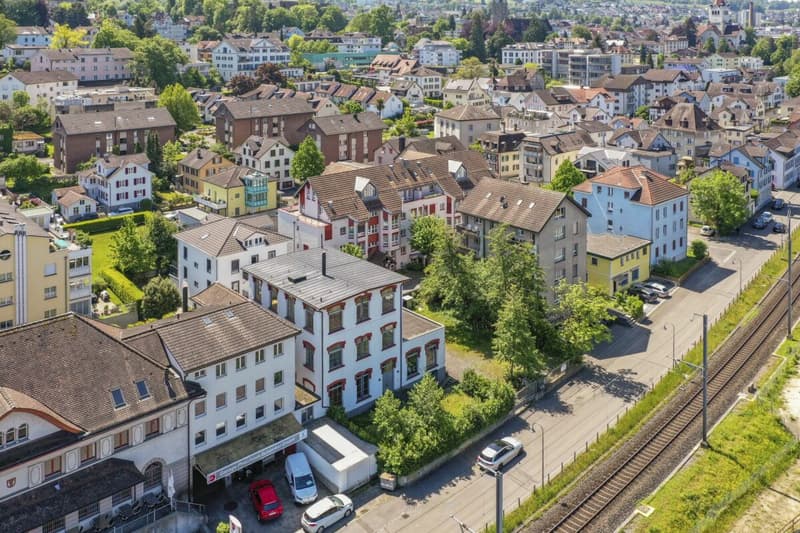 Einzigartiges, historisches Loft-Haus mit Seesicht und viel Raum zum Wohnen und Arbeiten (79)