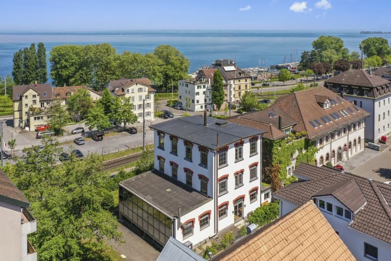 Einzigartiges, historisches Loft-Haus mit Seesicht und viel Raum zum Wohnen und Arbeiten (1)