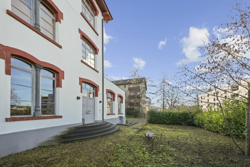 Einzigartiges, historisches Loft-Haus mit Seesicht und viel Raum zum Wohnen und Arbeiten (67)
