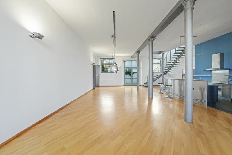Einzigartiges, historisches Loft-Haus mit Seesicht und viel Raum zum Wohnen und Arbeiten (19)