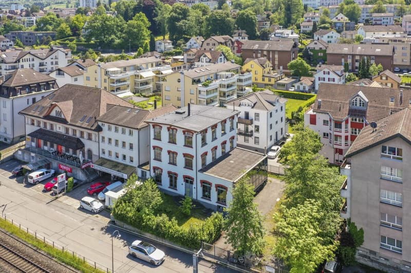 Einzigartiges, historisches Loft-Haus mit Seesicht und viel Raum zum Wohnen und Arbeiten (8)