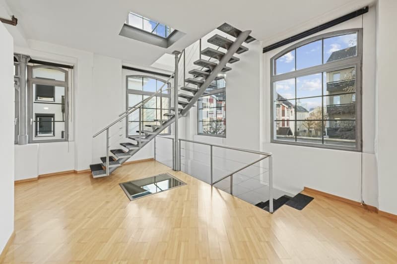 Einzigartiges, historisches Loft-Haus mit Seesicht und viel Raum zum Wohnen und Arbeiten (24)