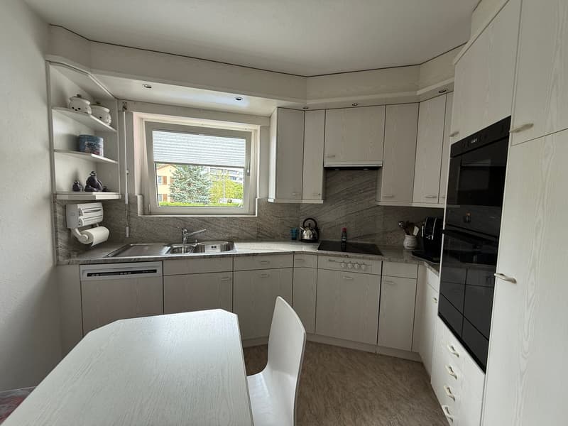 Charming 4-room apartment with balcony and garden area in Rapperswil-Jona (3)