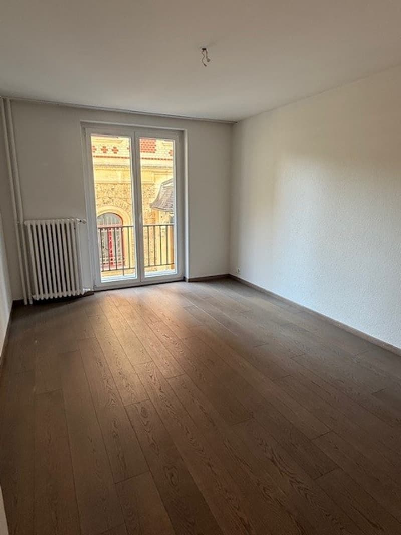 Moderne 3-Zimmerwohnung mit Balkon an zentraler Lage (2)