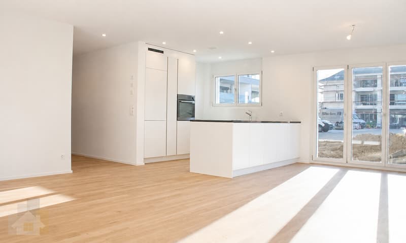 Wohnzimmer mit Blick auf Küche
