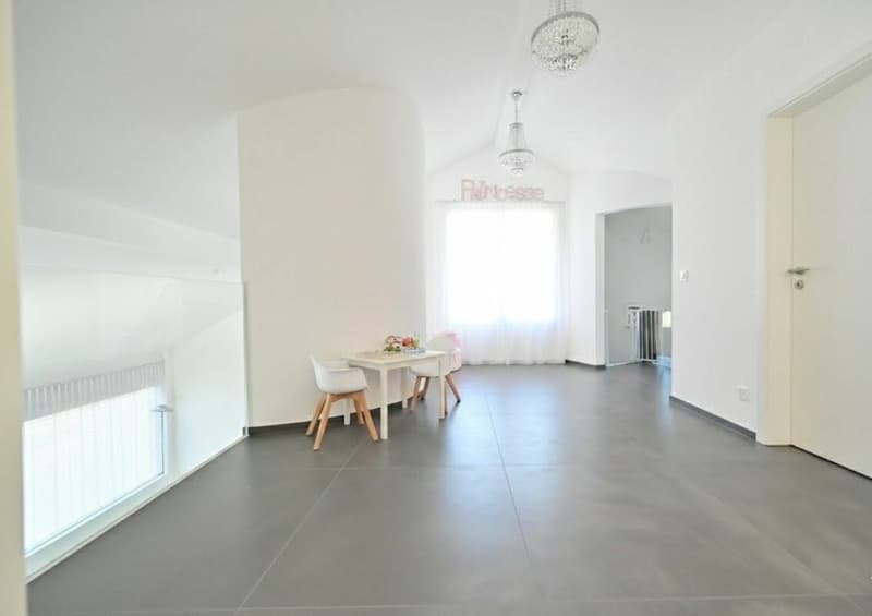 Exclusive 6.5 room single-family house (7)