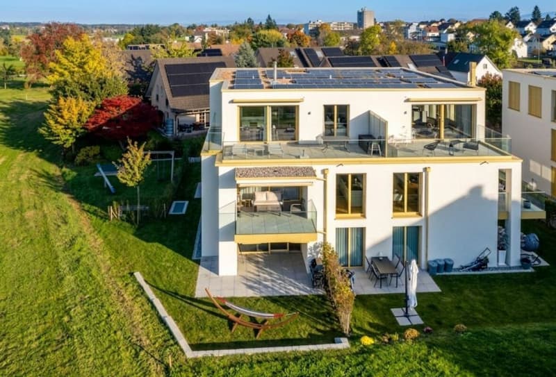 3.5-Room Garden Apartment in a Quiet Natural Setting (2)