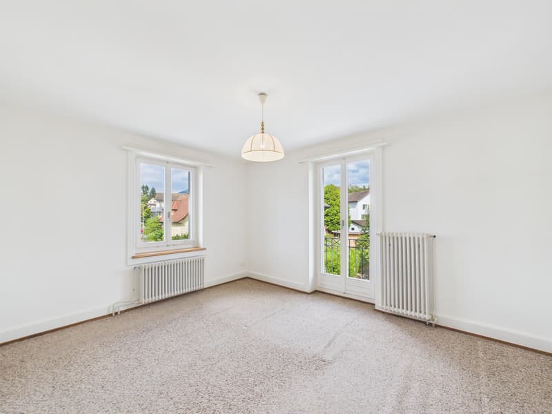 Charmantes Doppeleinfamilienhaus mit Garten | Zentrumsnah und voller Potenzial (9)