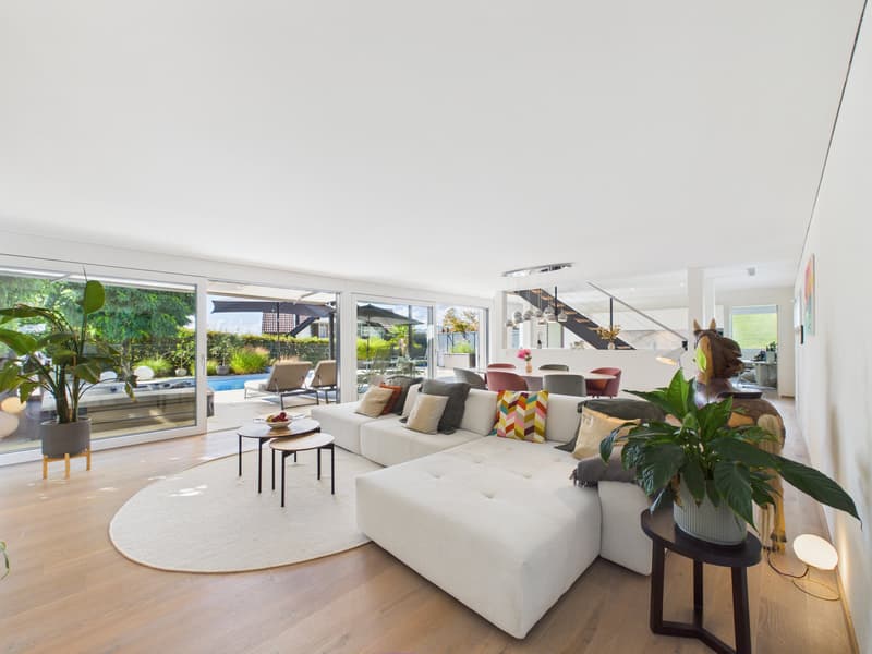 Ein Zuhause, das keine Wünsche offenlässt - Modernes Einfamilienhaus mit Garten und Pool (4)