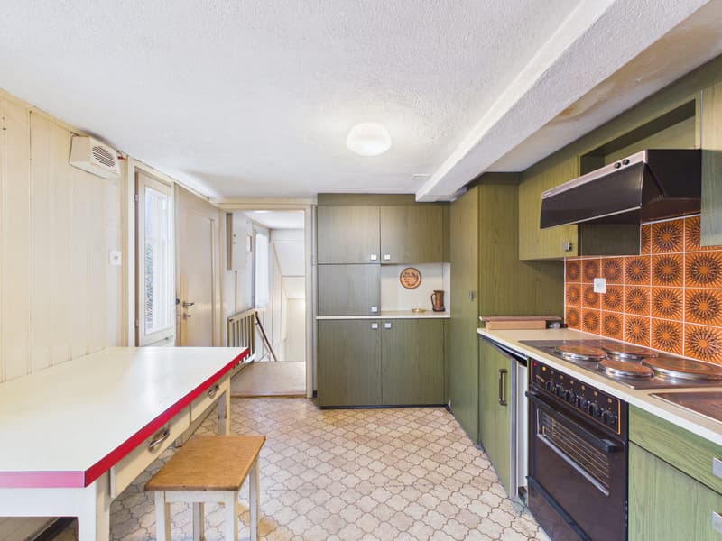 Single-family house with great potential near the lake, surrounded by a dreamy mountain world (5)