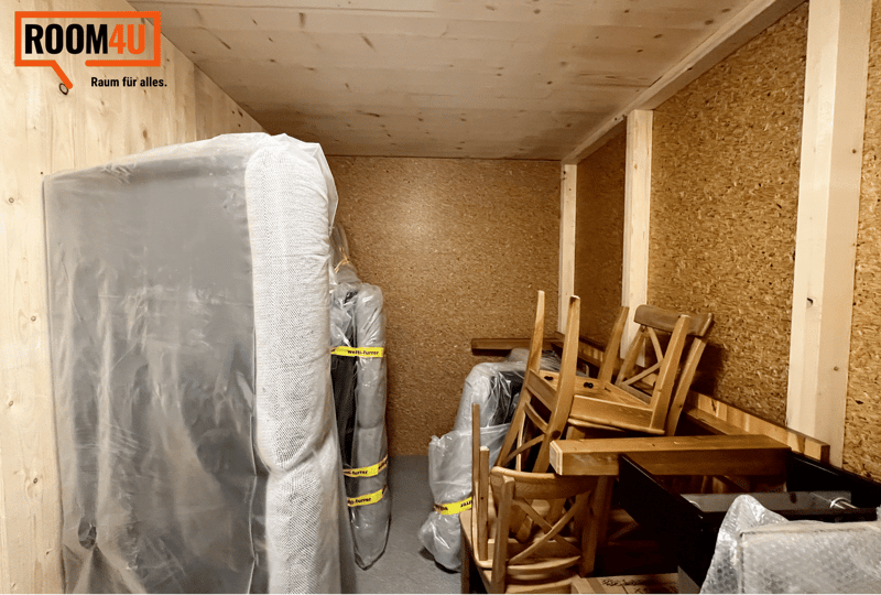 Locaux de stockage surveillés pour vos affaires ! Sûrs, abordables et flexibles ! (4)