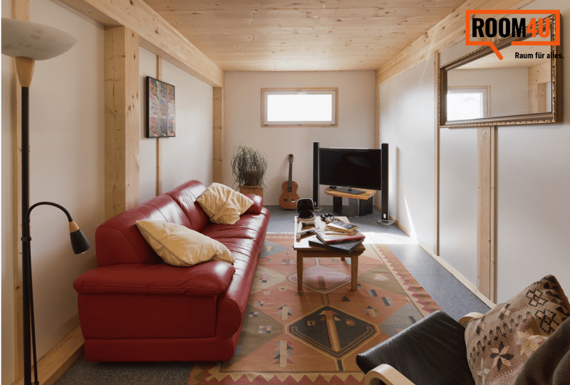 No space for your hobby? We offer the right space in ROOM4U! (3)