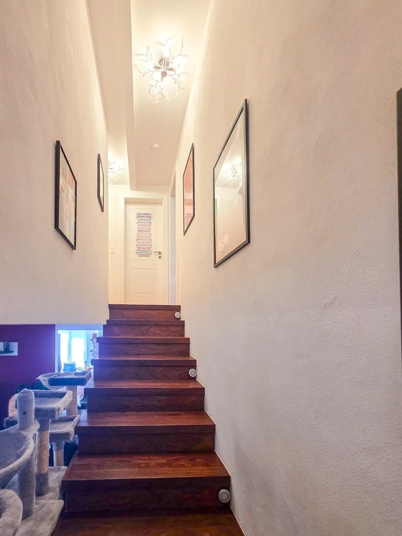 Wohnen mit Charakter – 6.5-Zimmer-Maisonette mit grosser Terrasse (10)