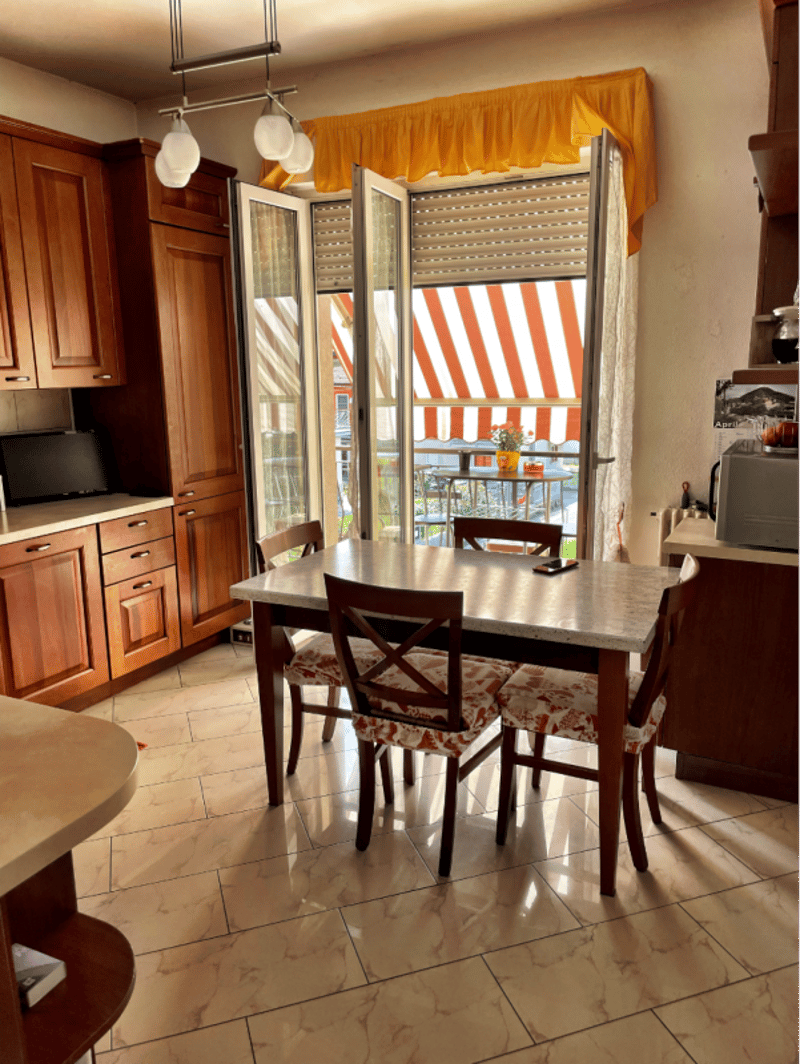 House with 2 apartments at 108 m2, (5)