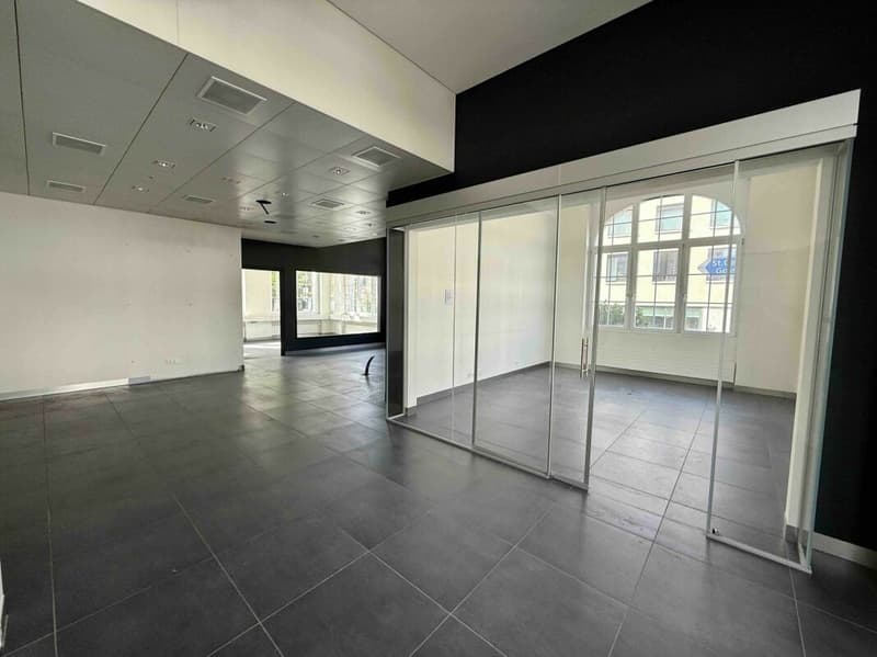 Modern commercial space in prime location in Flawil - versatile (9)