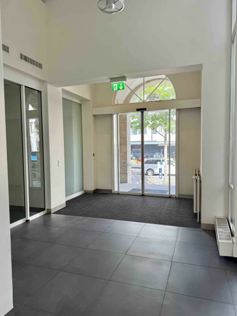 Modern commercial space in prime location in Flawil - versatile (3)