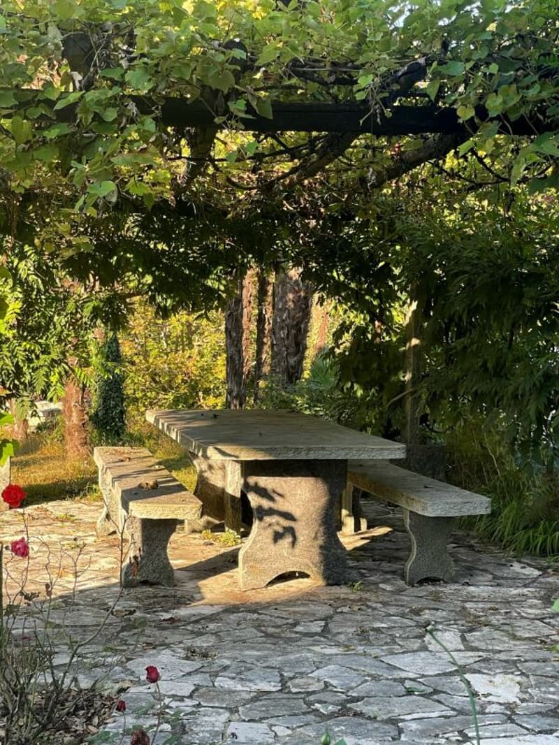 Charming Villa in the Green (6)