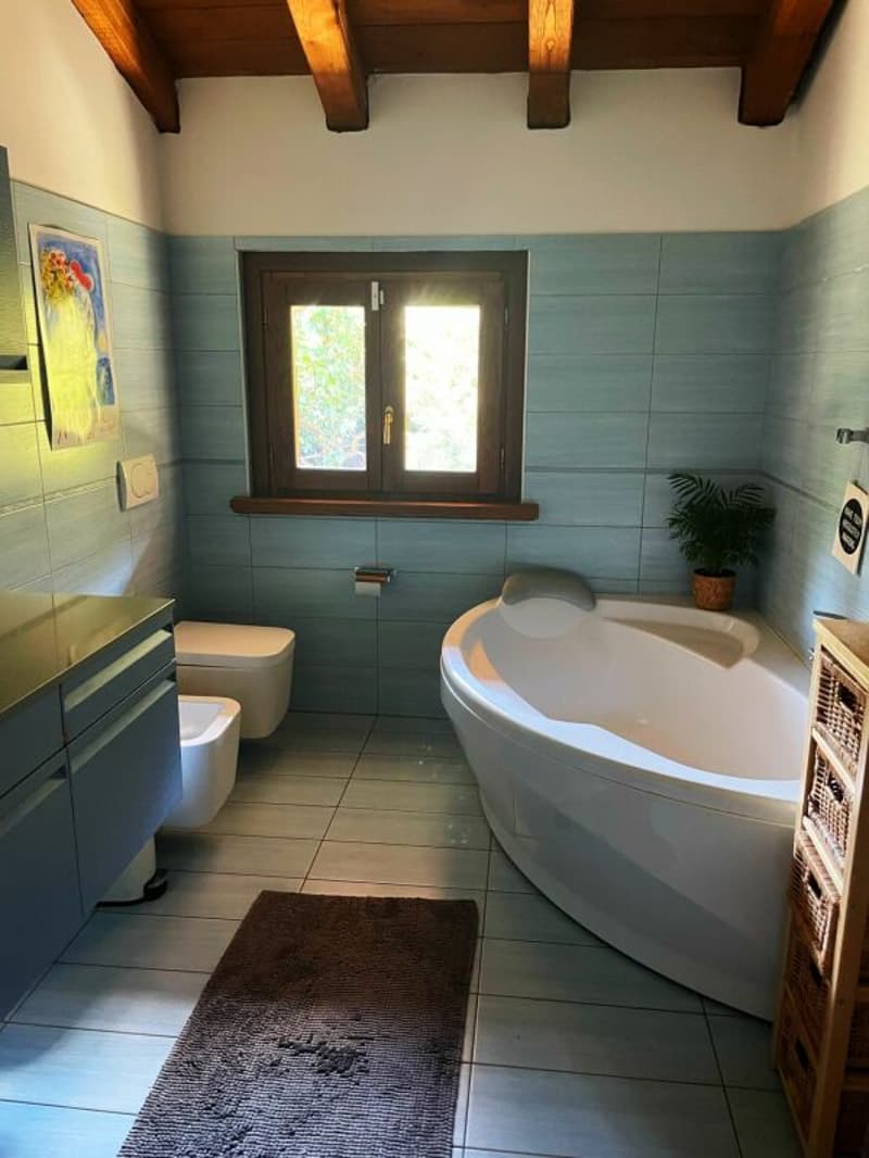 Charming Villa in the Green (10)