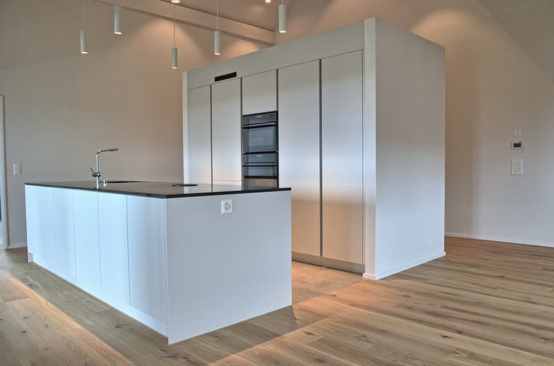Charmante 3.5 Zimmerwohnung im Zentrum von Ermatingen (2)