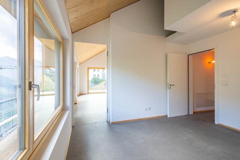 Haus Gürgetsch - 3.5-Zimmer-Dachwohnung (4)