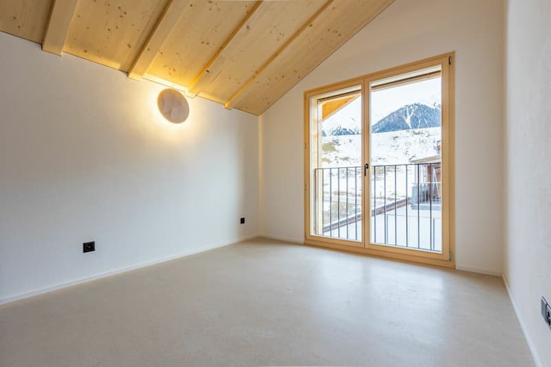 5.5-Zimmer-Doppeleinfamilienhaus als hochwertiger Erstwohnsitz (1A) in Davos Wiesen (4)