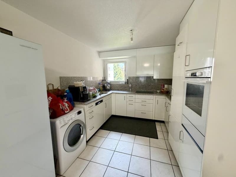 Grand appartement 4.5 pièces pour les habitants (2)