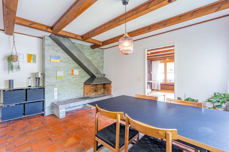 Charming 2.5-room attic apartment in the Bünda quarter (1)