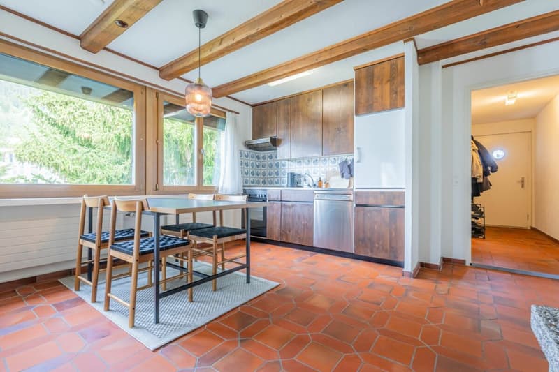 Charming 2.5-room attic apartment in the Bünda quarter (6)