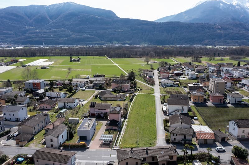 CUGNASCO-GERRA - Vendiamo Terreno di 1'912 mq con progetto 6 villette (8)